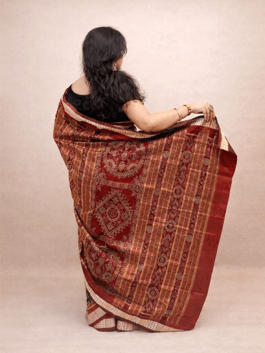 HANDWOVEN BLACK AND GOLDEN SAMBALPURI PATA SAREE